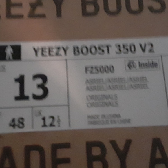 Adidas Yeezy Boost 350 V2 FZ5000, Male size 13 - Picture 6 of 6